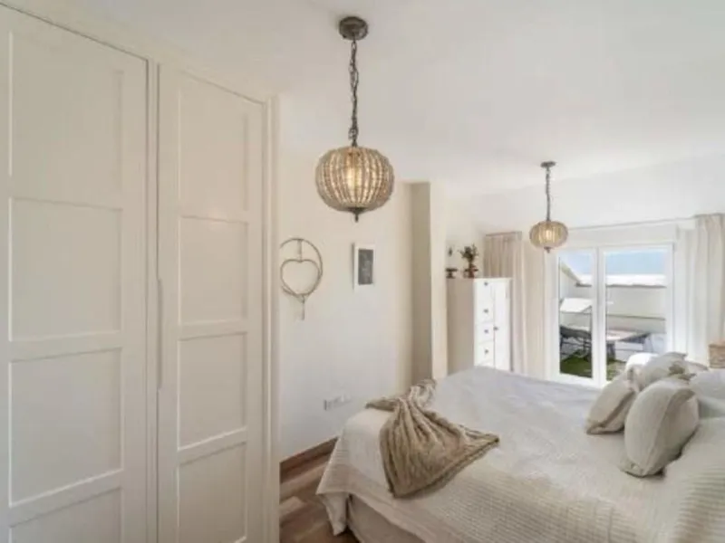 Breath-taking, stunning, bright, luxurious  and spacious duplex penthouse apartment located next to the award winning marina of Benalmadena, with its array of shops, bars ,cafes, restaurants luxury yachts  plus, of course,  beautiful sandy beaches within 