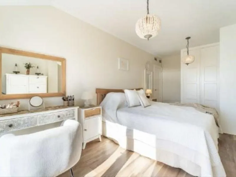 Breath-taking, stunning, bright, luxurious  and spacious duplex penthouse apartment located next to the award winning marina of Benalmadena, with its array of shops, bars ,cafes, restaurants luxury yachts  plus, of course,  beautiful sandy beaches within 
