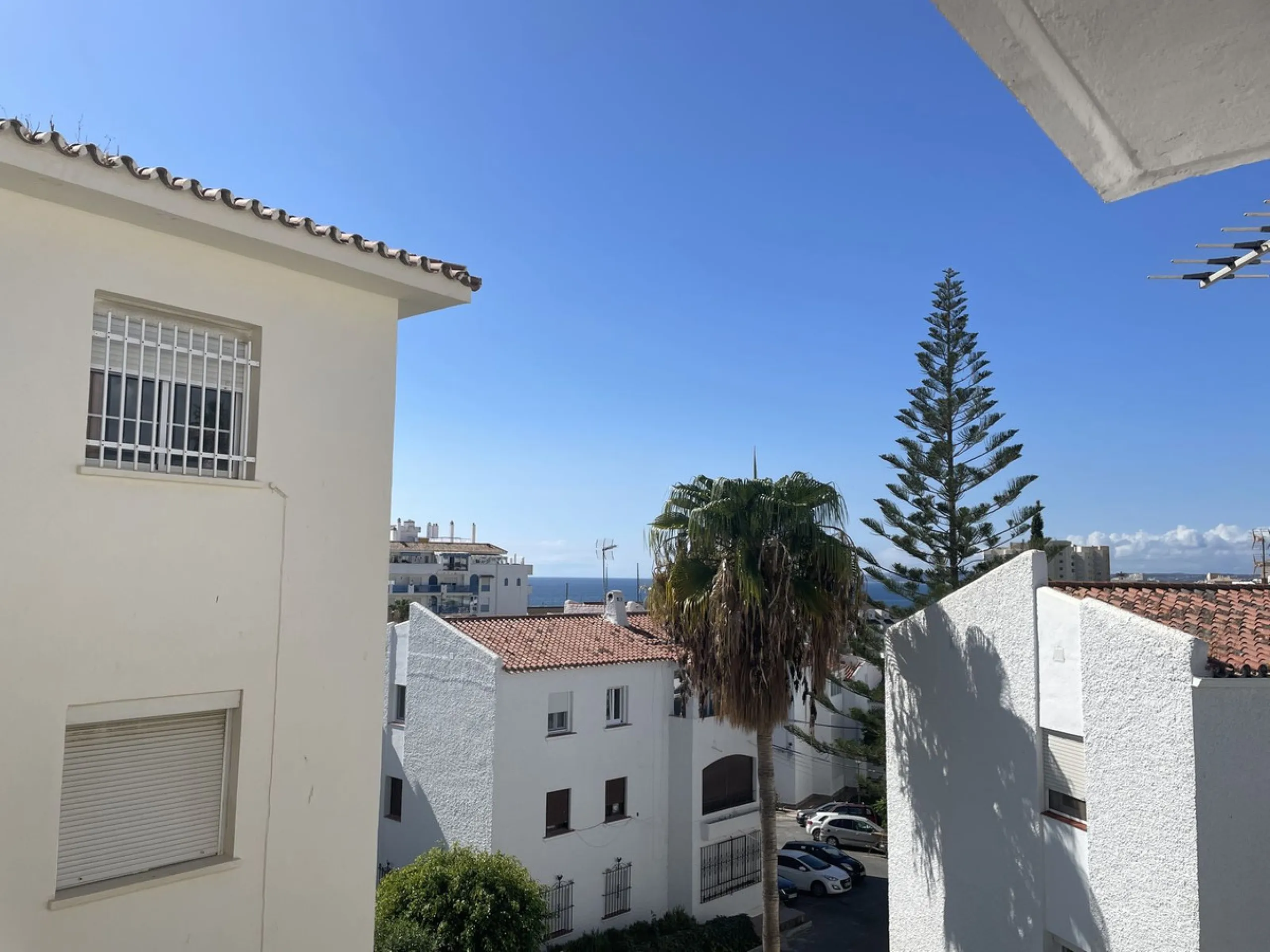 Middle Floor Apartment, Estepona, Costa del Sol.
