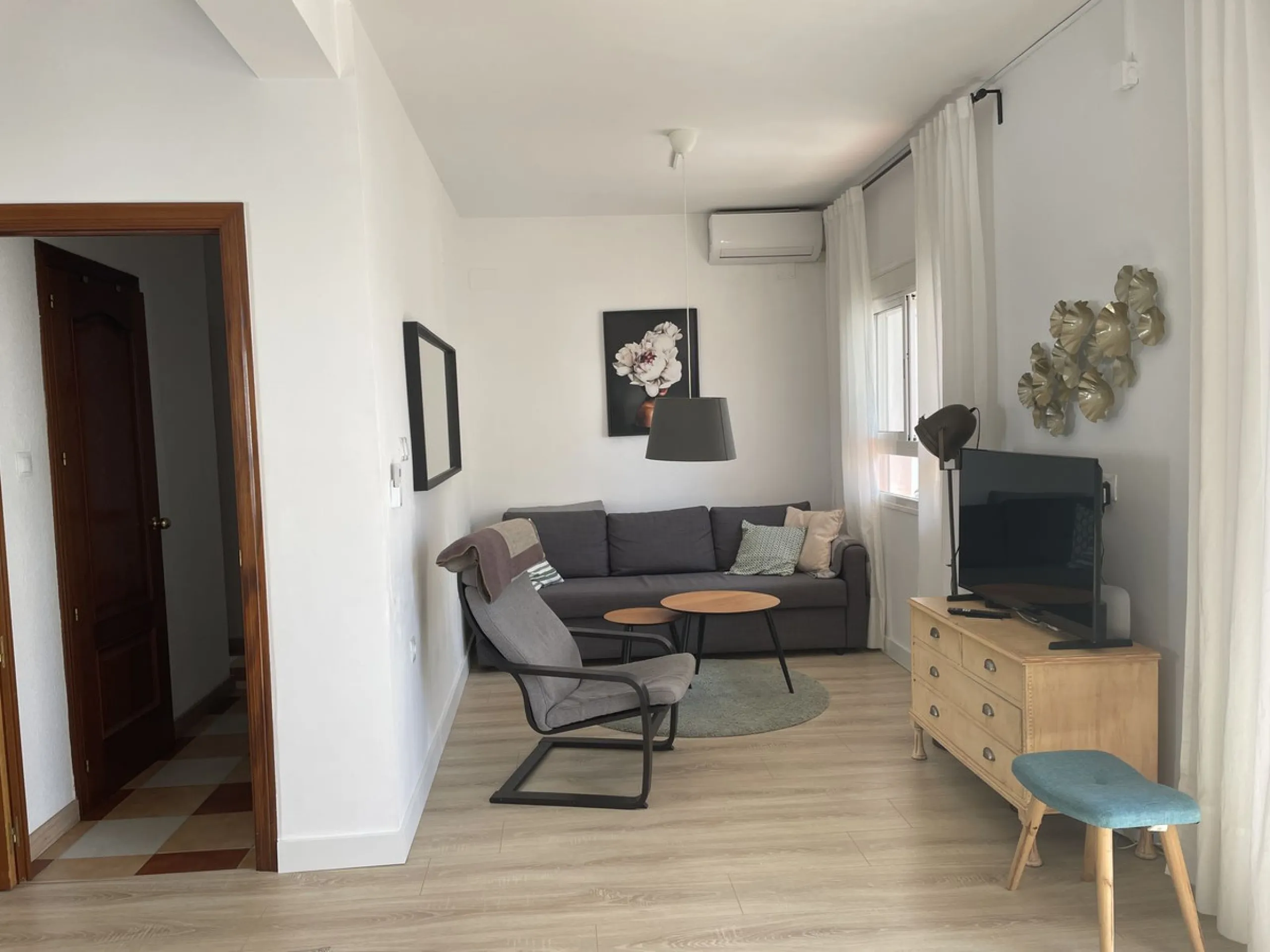 Middle Floor Apartment, Estepona, Costa del Sol.