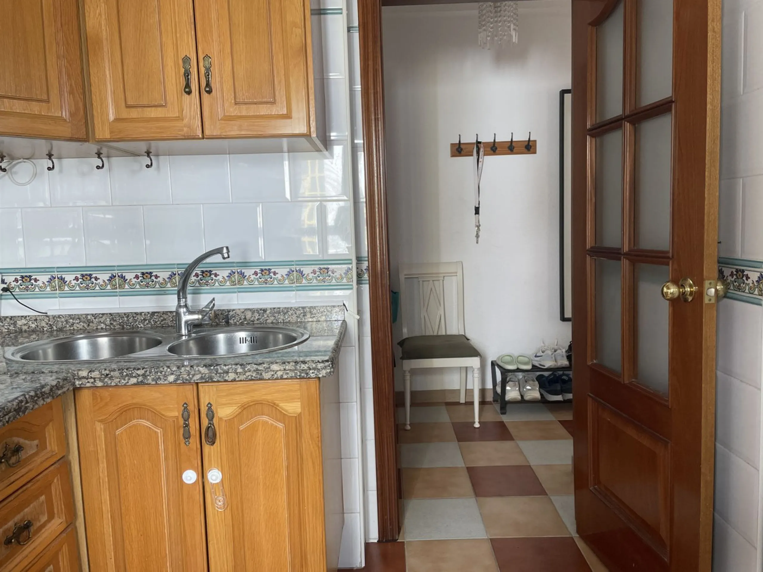 Middle Floor Apartment, Estepona, Costa del Sol.