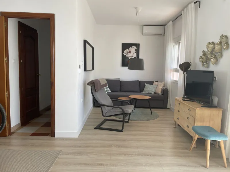 Middle Floor Apartment, Estepona, Costa del Sol.
