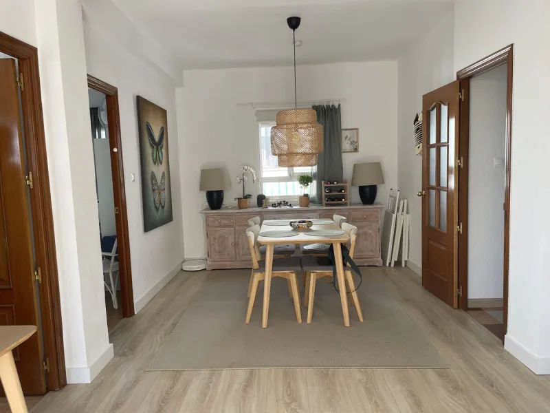 Middle Floor Apartment, Estepona, Costa del Sol.