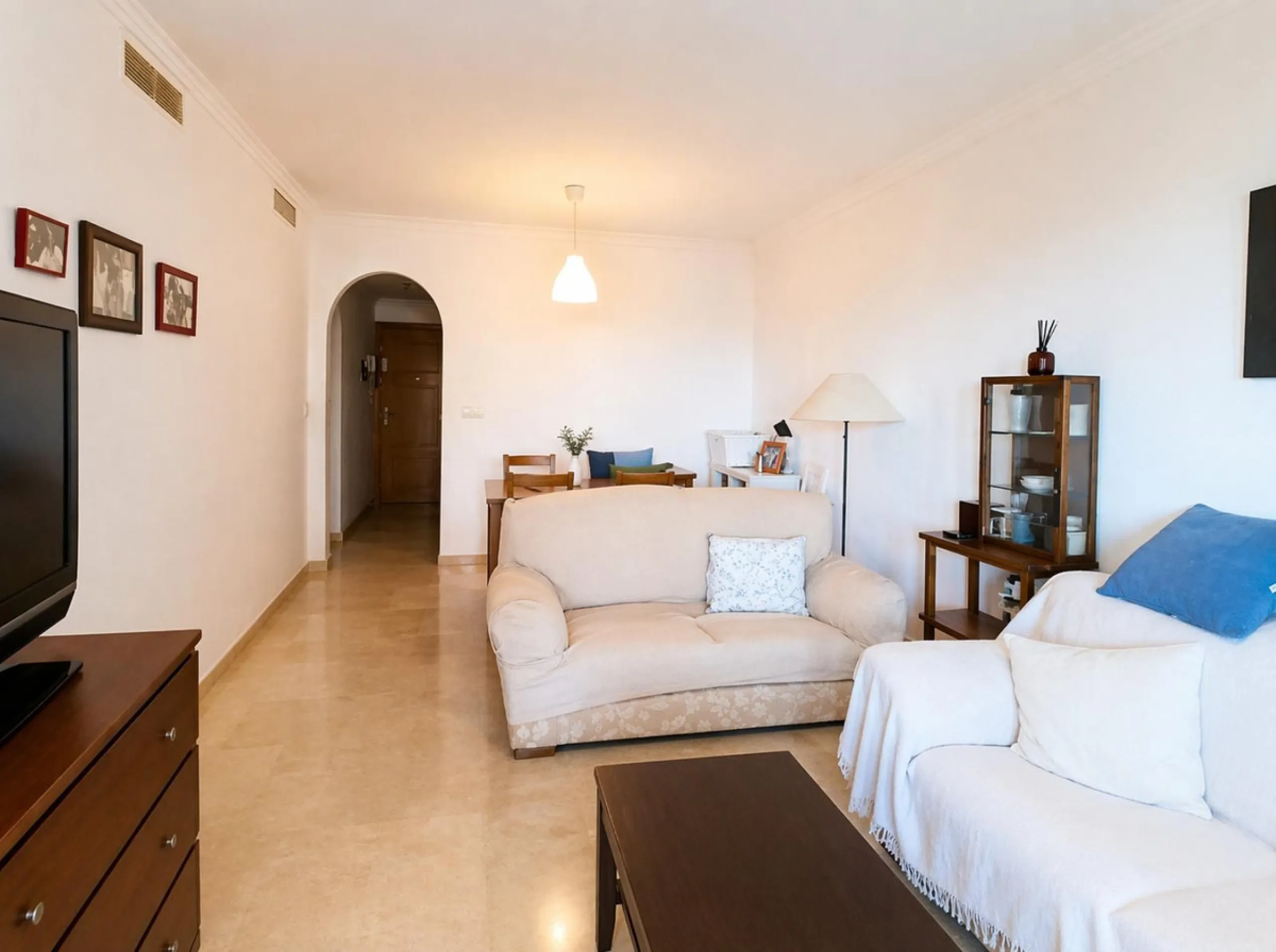 Spacious 2-Bedroom Apartment with Sea Views