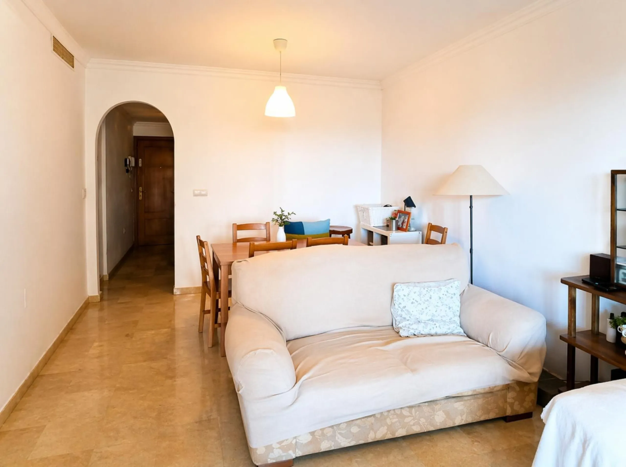 Spacious 2-Bedroom Apartment with Sea Views