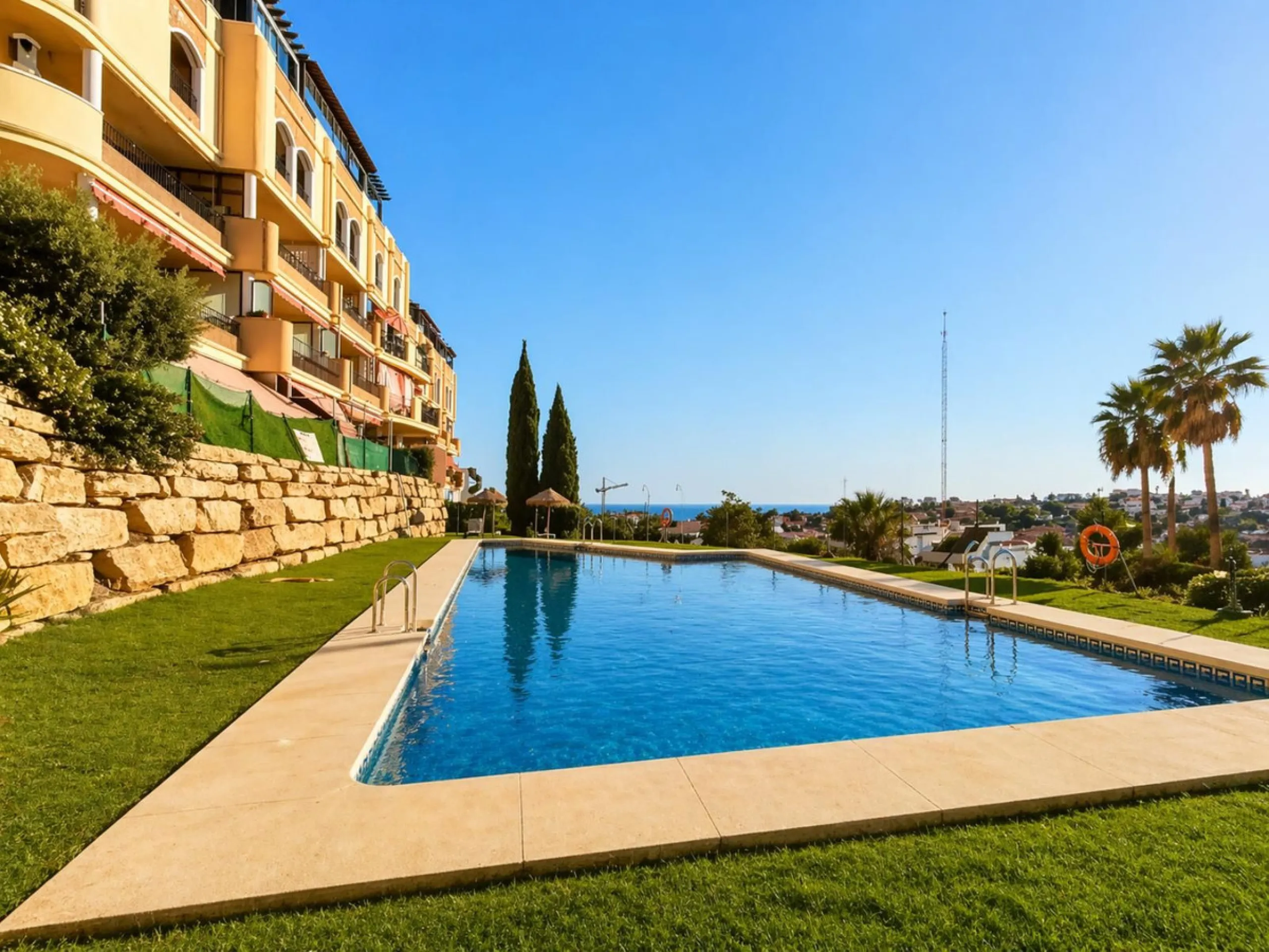 Spacious 2-Bedroom Apartment with Sea Views