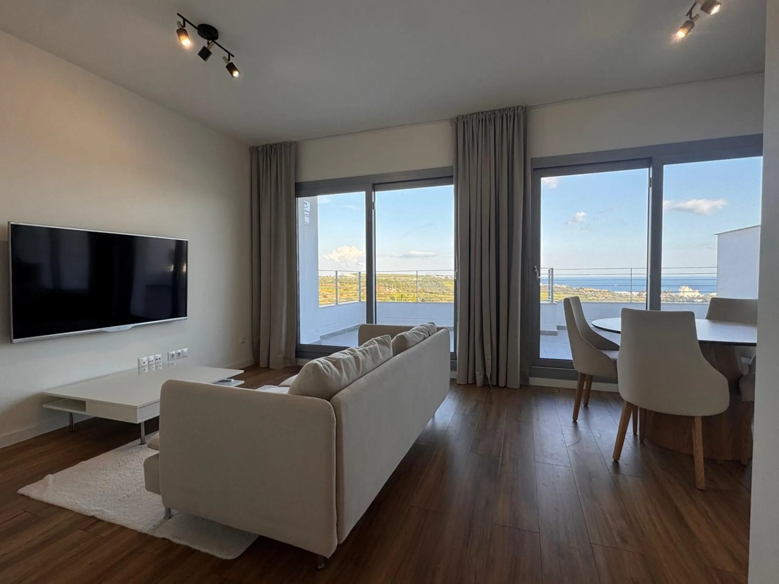 Penthouse with panoramic sea and golf views – Estepona, Valle Romano, Calle Ecuador 1