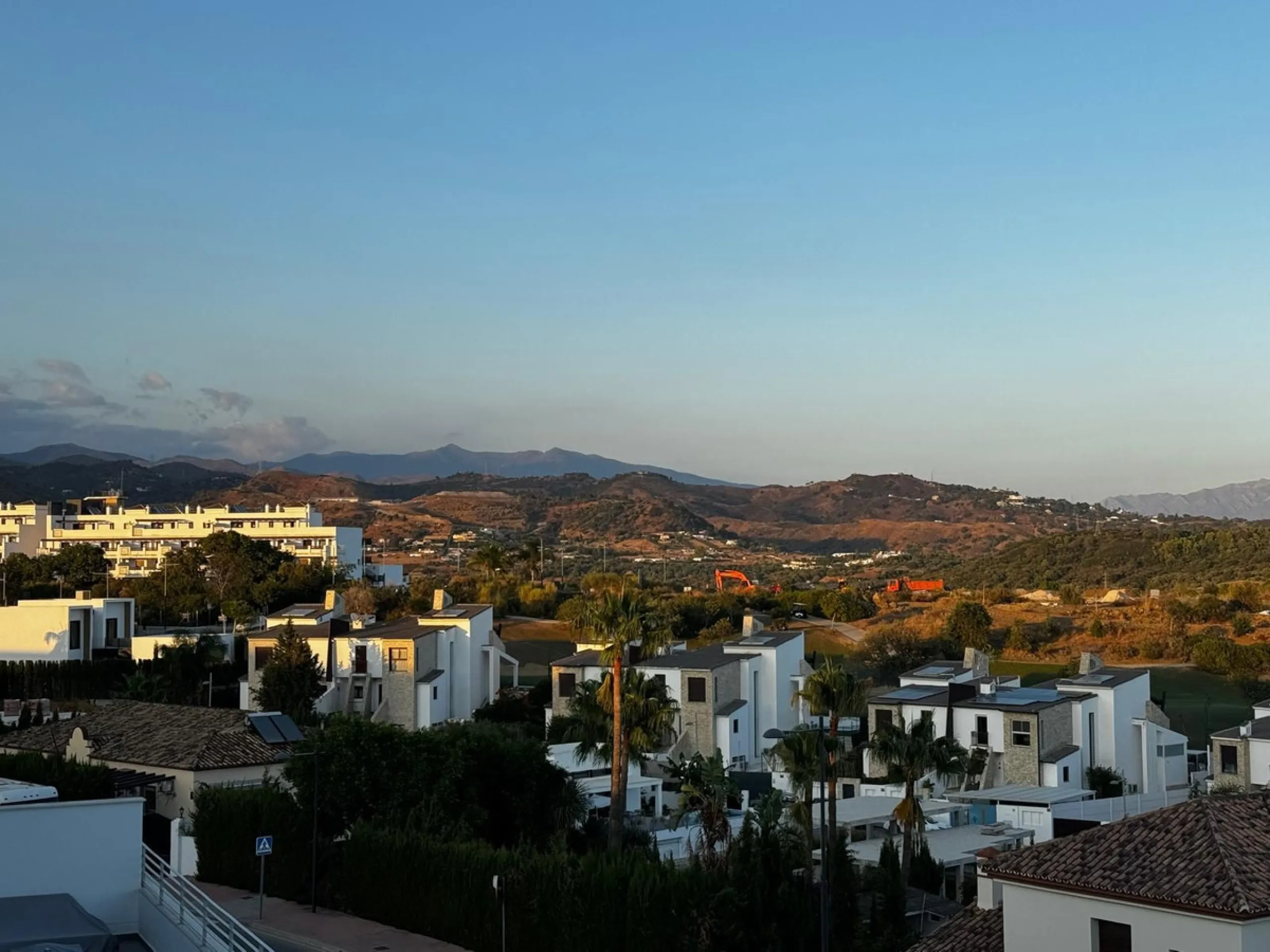 Penthouse with panoramic sea and golf views – Estepona, Valle Romano, Calle Ecuador 1