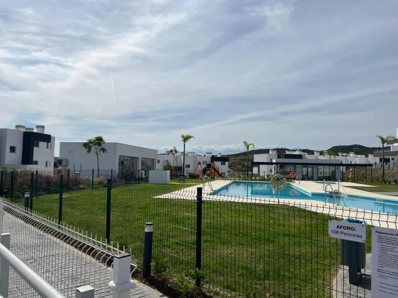 Penthouse with panoramic sea and golf views – Estepona, Valle Romano, Calle Ecuador 1
