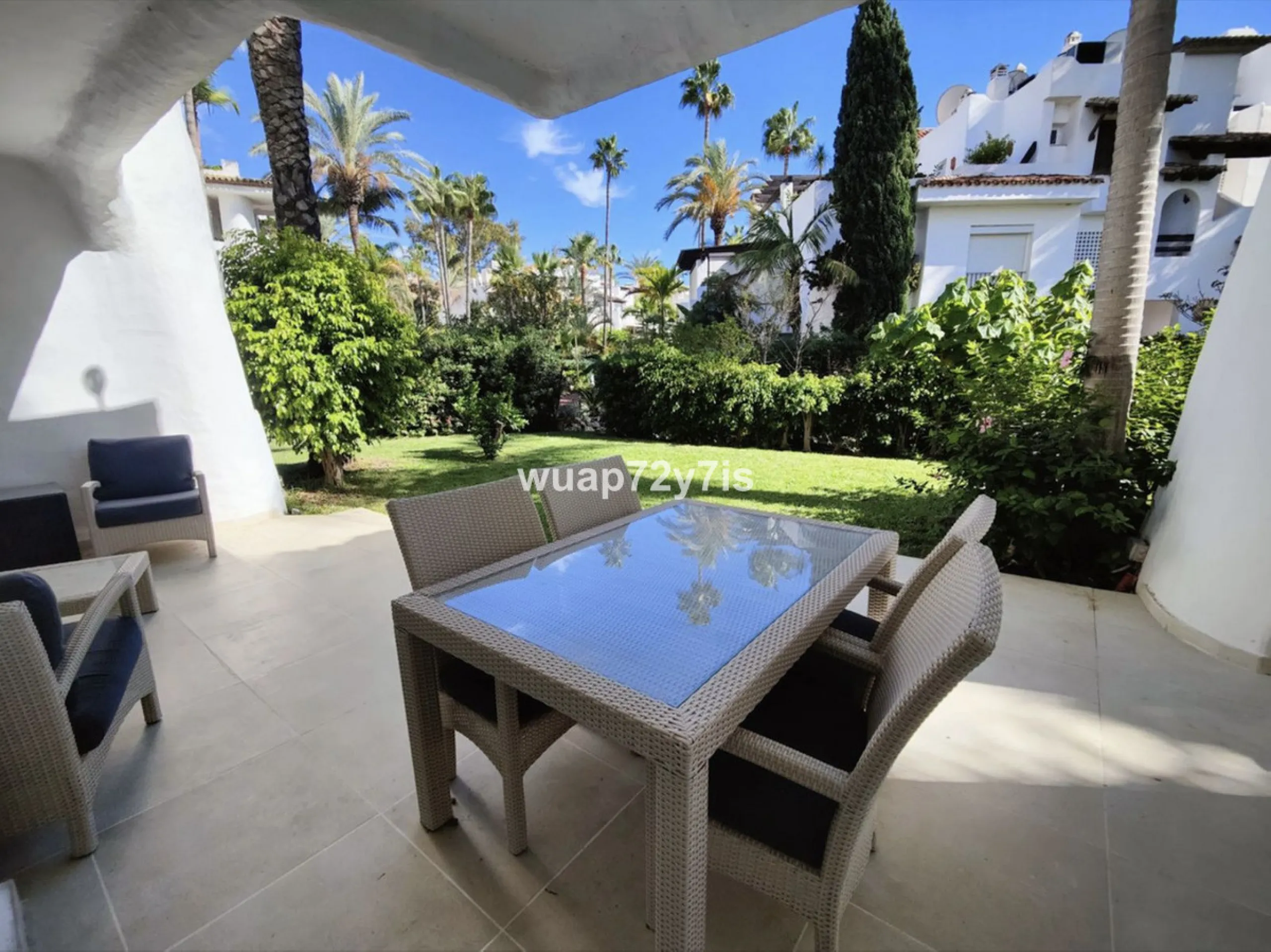 Luxury Ground Floor Apartment in Ventura Del Mar with Private Spacious Terrace.