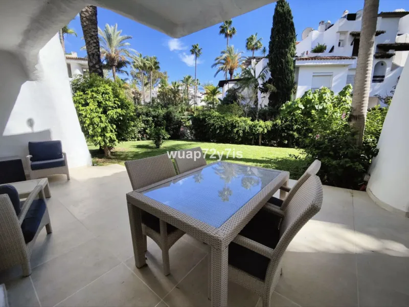 Luxury Ground Floor Apartment in Ventura Del Mar with Private Spacious Terrace.