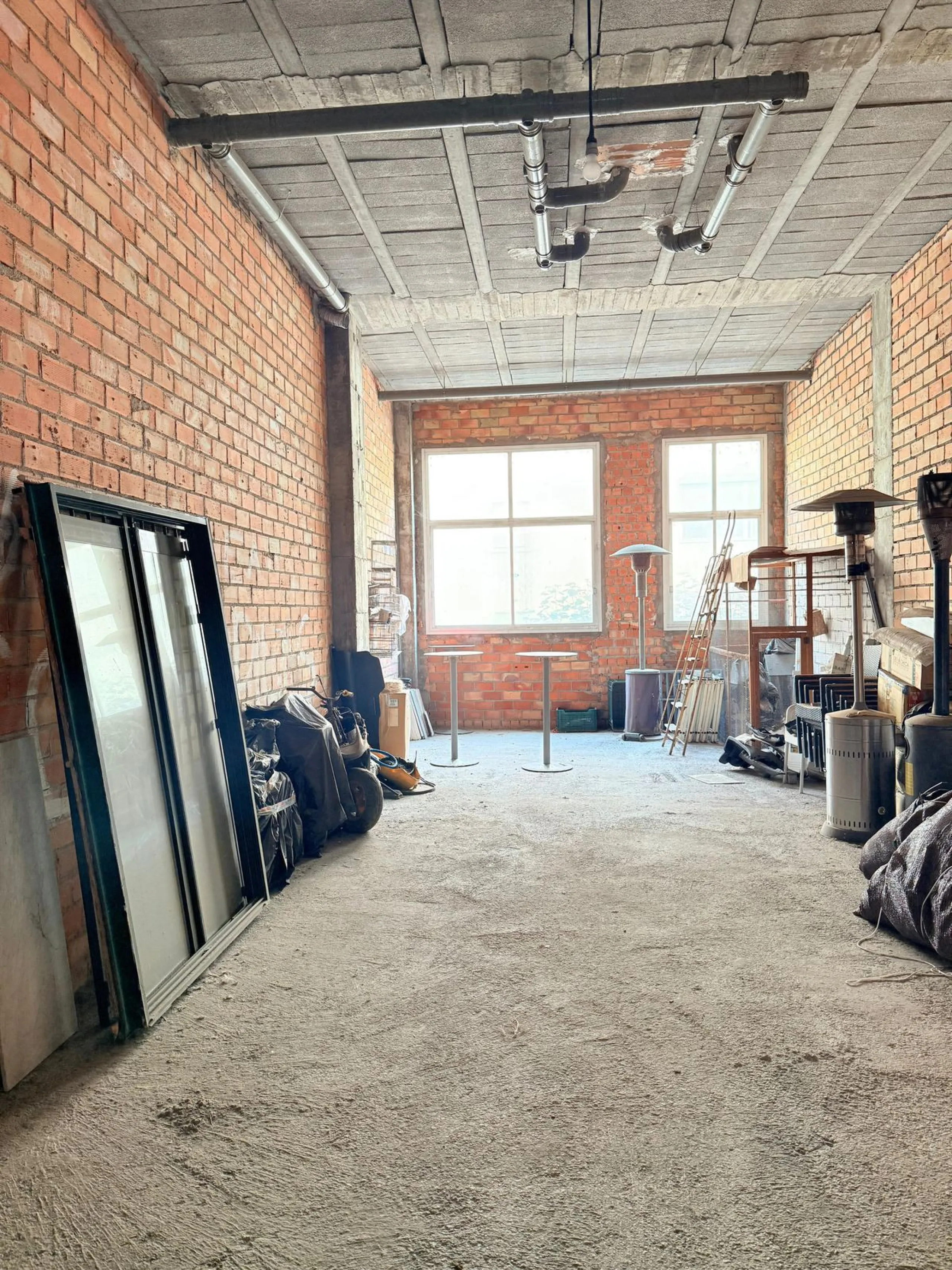Spacious Commercial Premises for Sale in Prime Area