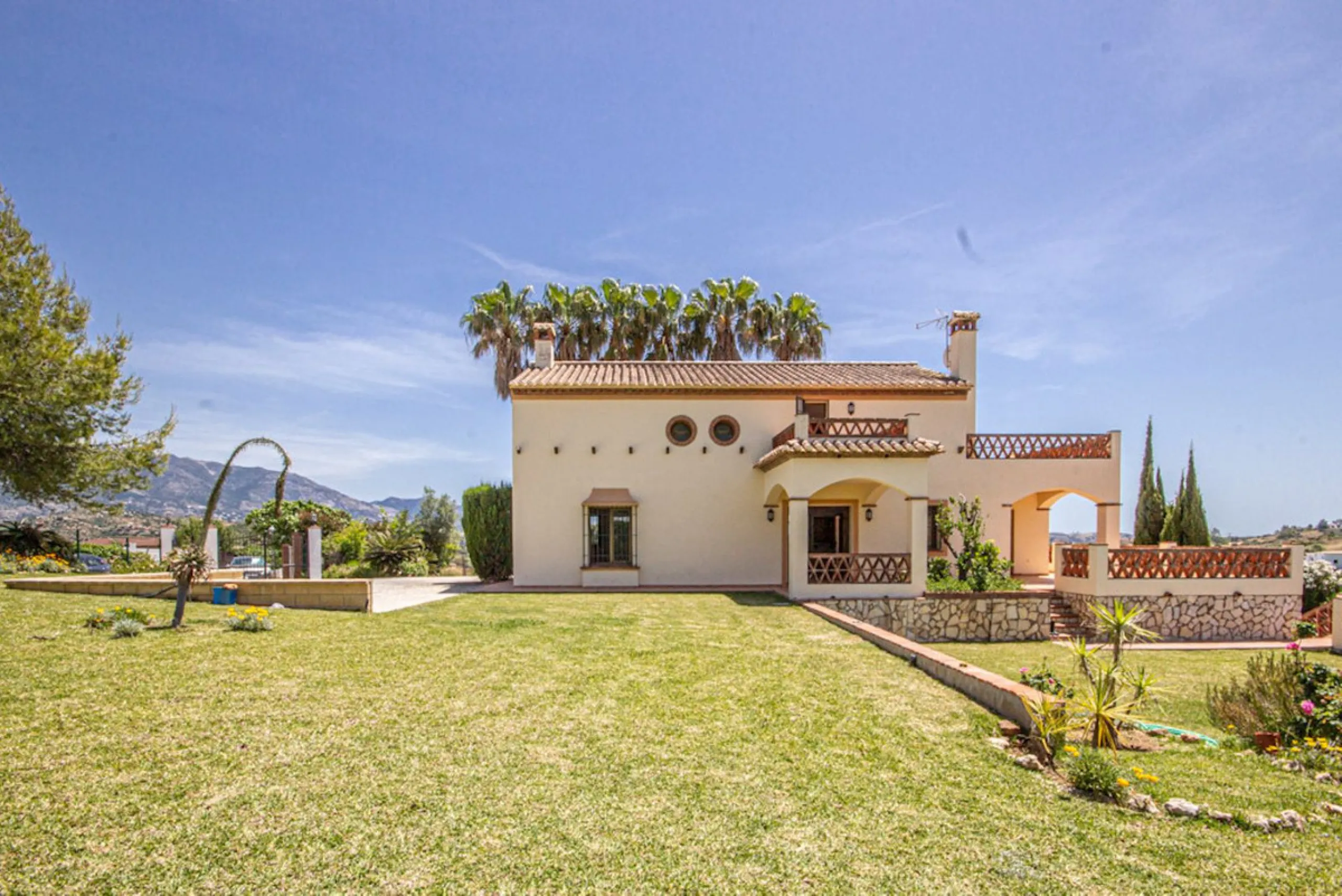 Charming Finca in Entrerríos – Space, Privacy & Andalusian Character