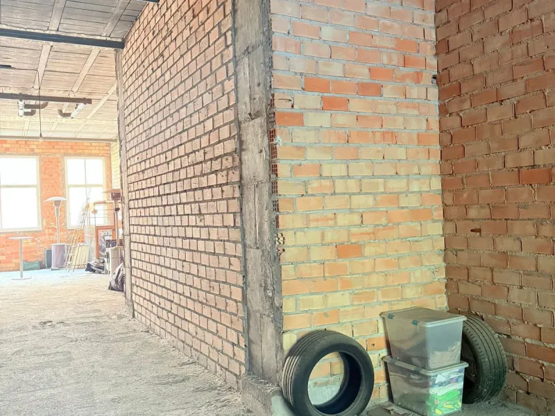 Spacious Commercial Premises for Sale in Prime Area