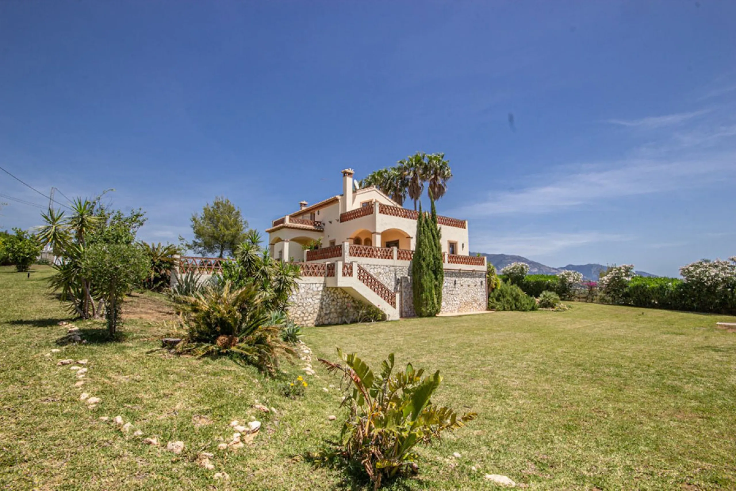 Charming Finca in Entrerríos – Space, Privacy & Andalusian Character