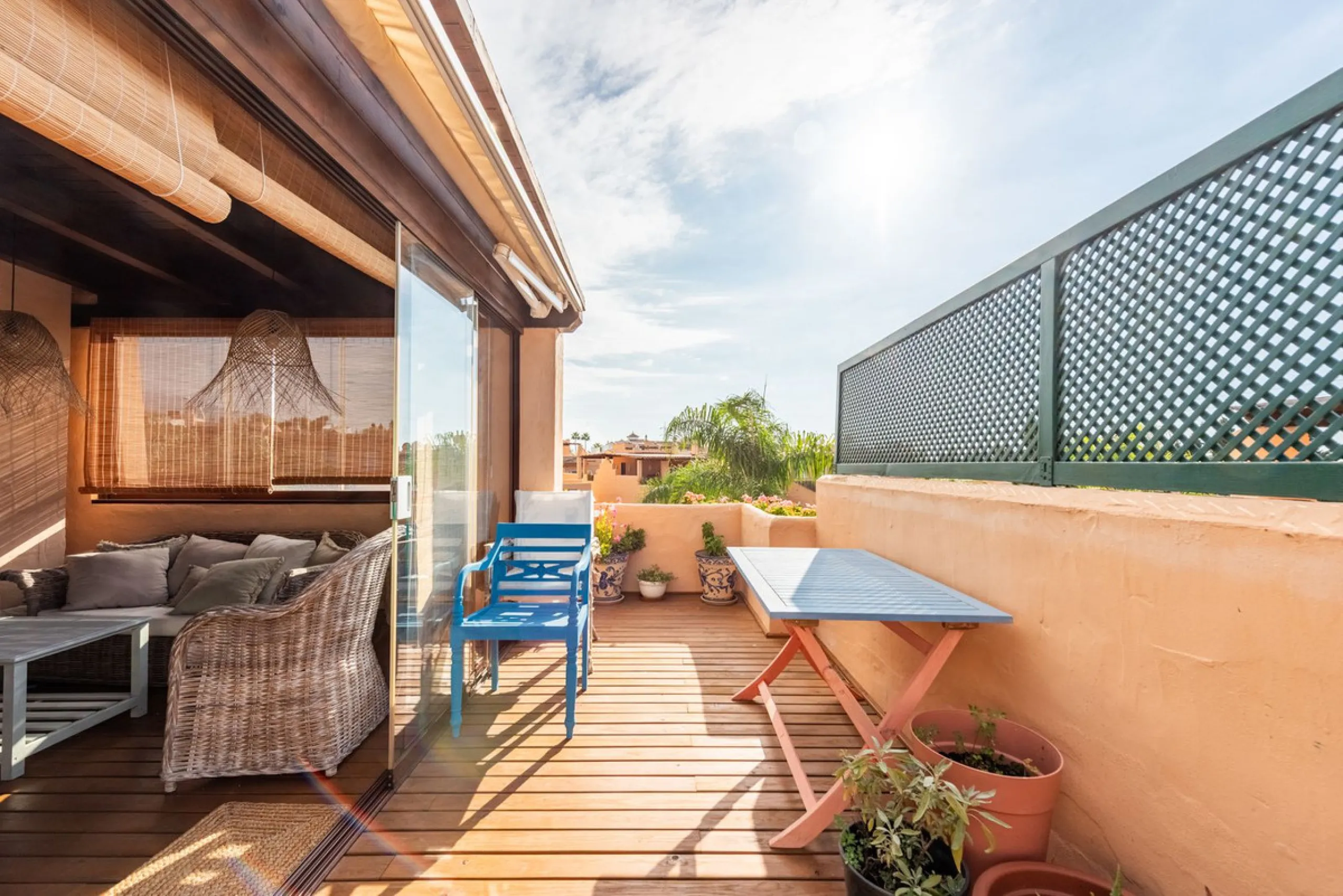 Located within the secure gated community of Oasis de Nagüeles, this beautifully presented semi-detached home offers the perfect blend of comfort, style, and convenience. With three bedrooms, generous living spaces, and a prime location in one of Marbella