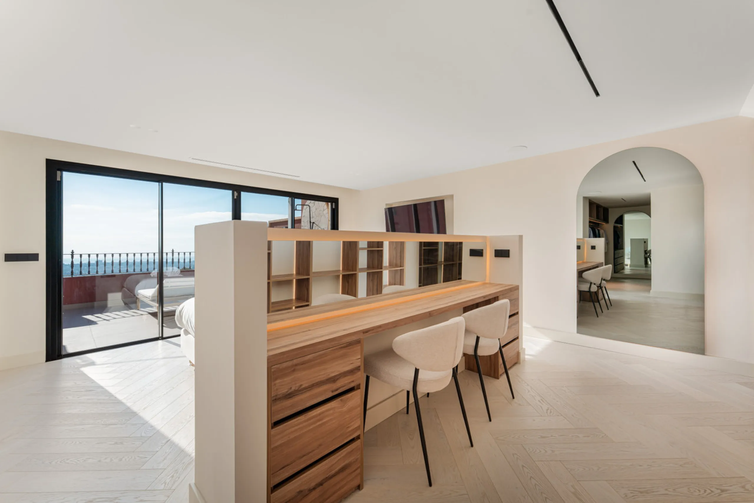 Apartment - Penthouse Duplex в продаже в Benahavís, Málaga. В доме 4 спален и 4 ванных комнат. Площадь дома 253 м²