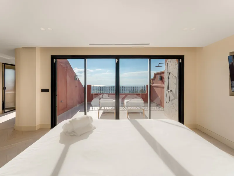 Apartment - Penthouse Duplex в продаже в Benahavís, Málaga. В доме 4 спален и 4 ванных комнат. Площадь дома 253 м²
