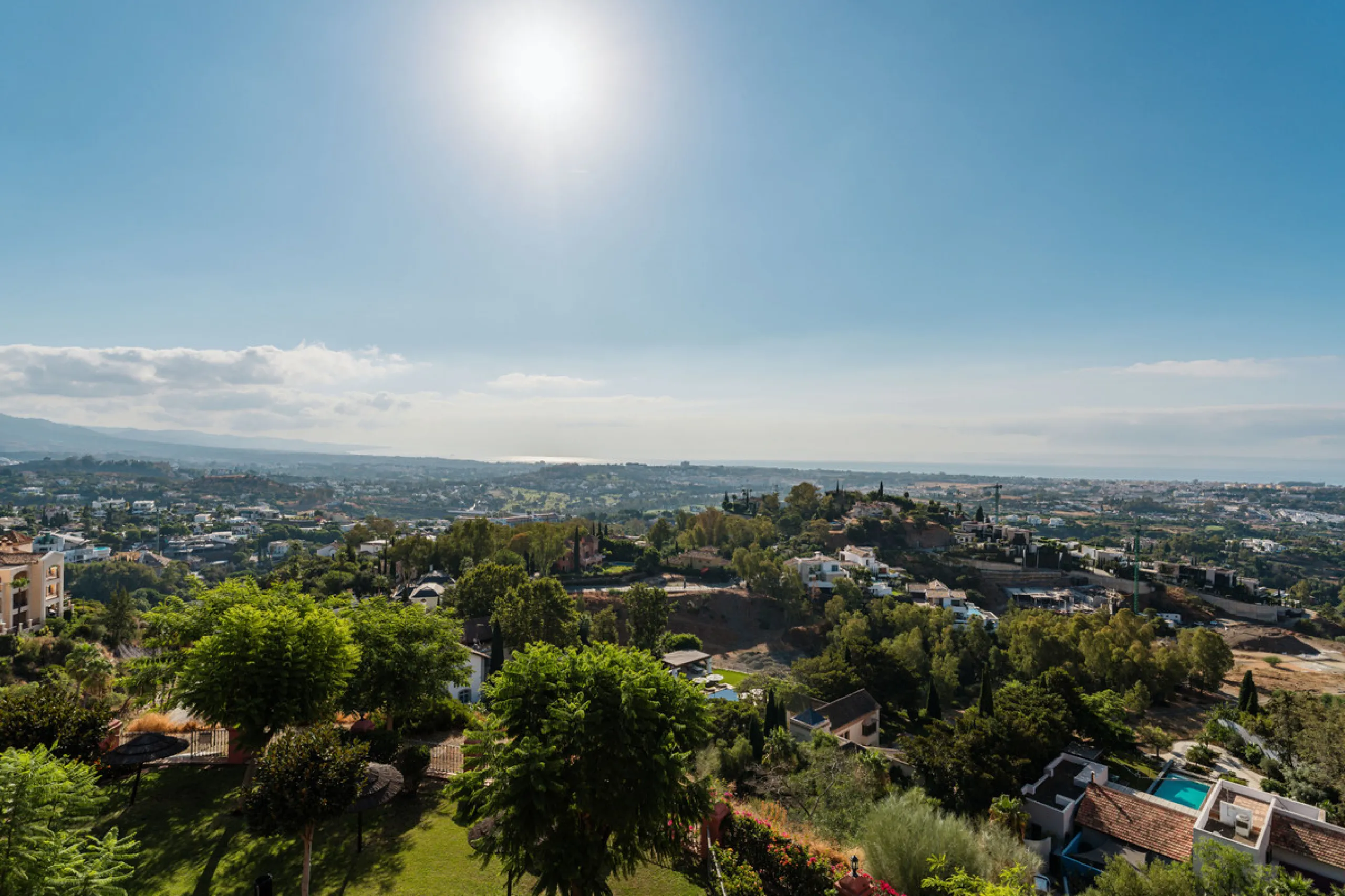 Apartment - Penthouse Duplex в продаже в Benahavís, Málaga. В доме 4 спален и 4 ванных комнат. Площадь дома 253 м²