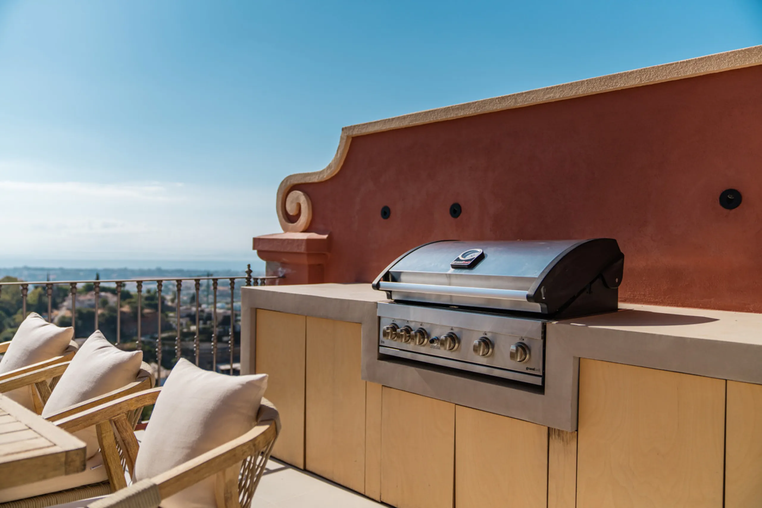 Apartment - Penthouse Duplex в продаже в Benahavís, Málaga. В доме 4 спален и 4 ванных комнат. Площадь дома 253 м²