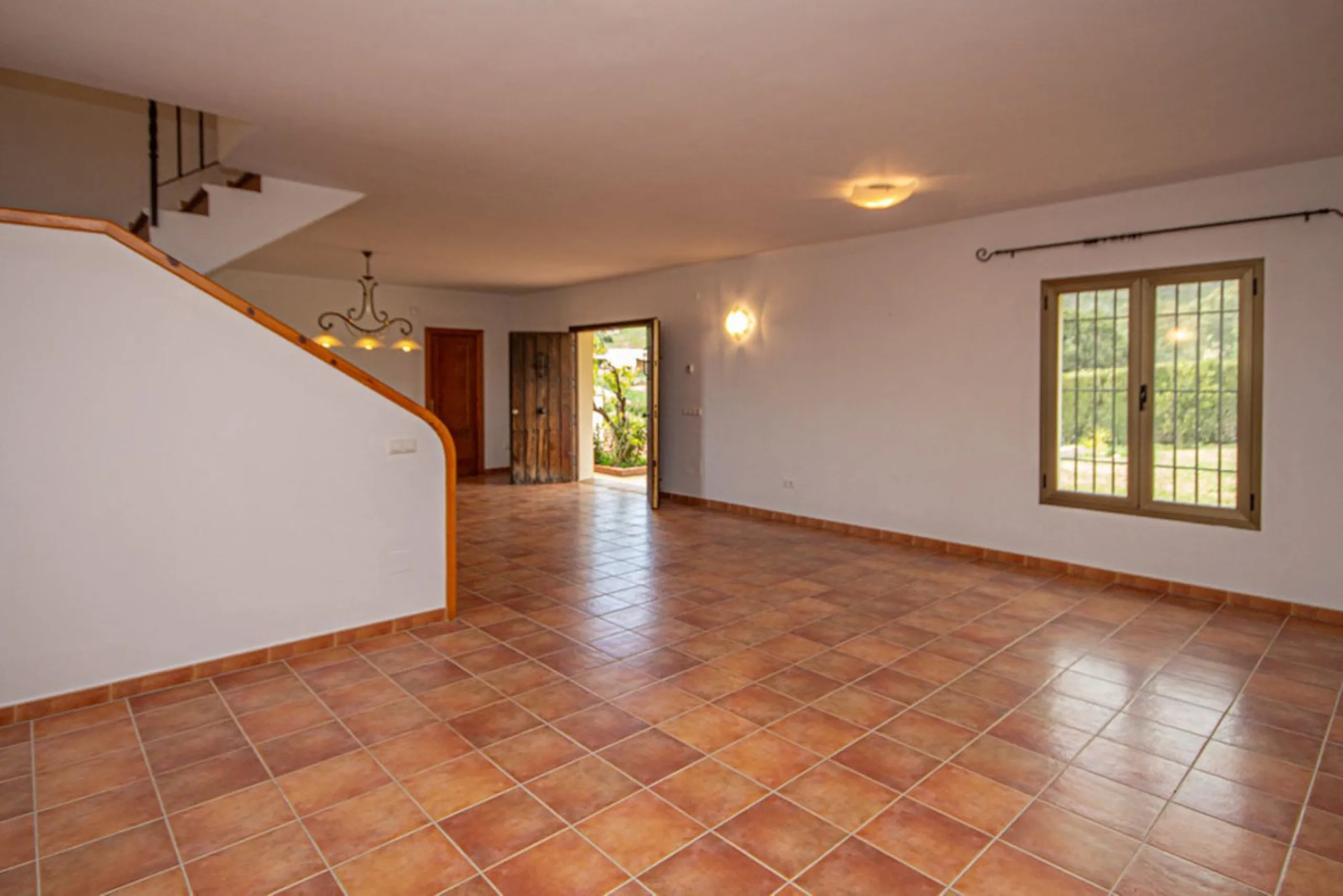 Charming Finca in Entrerríos – Space, Privacy & Andalusian Character