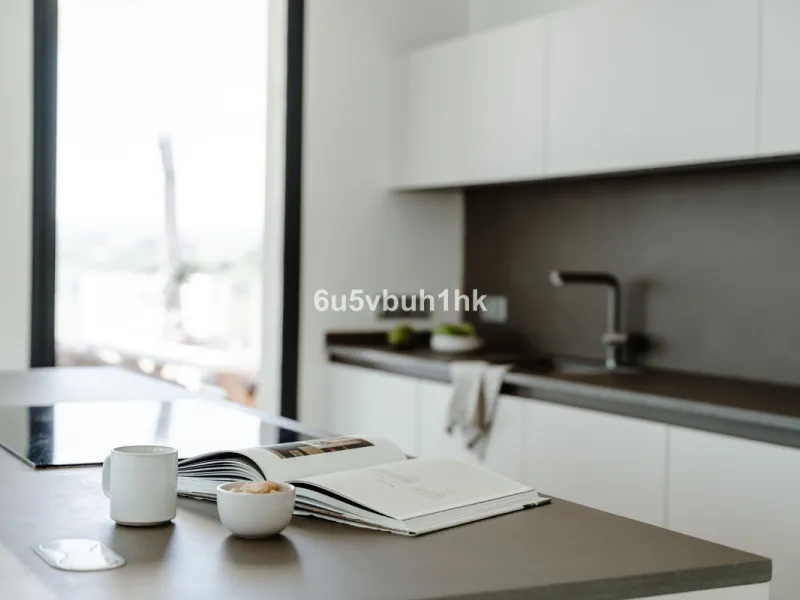 House - Detached Villa в продаже в Estepona, Málaga. В доме 5 спален и 4 ванных комнат. Площадь дома 508 м². Площадь участка 624 м²