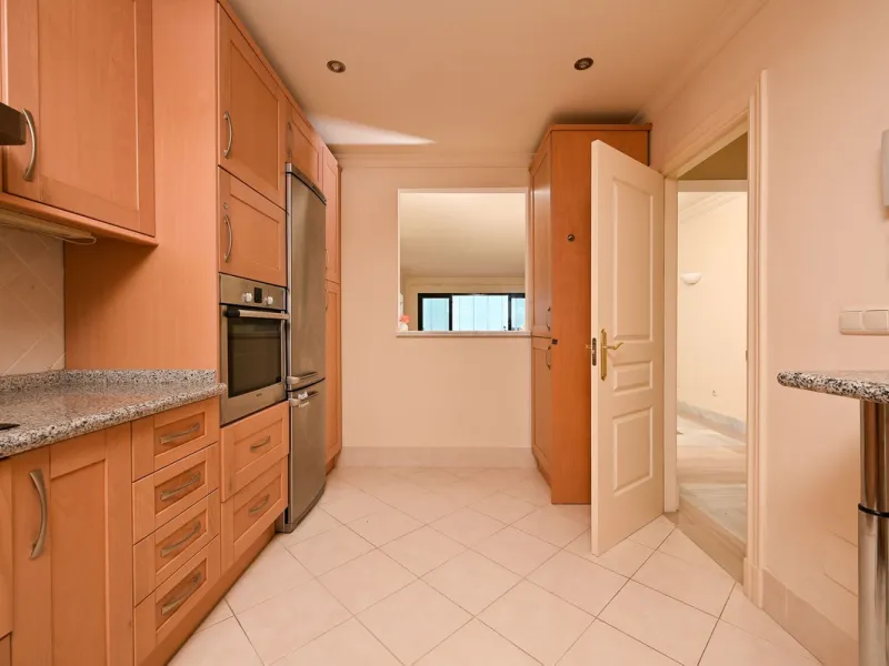 Exclusive 3 Bedroom Apartment with Panoramic Views