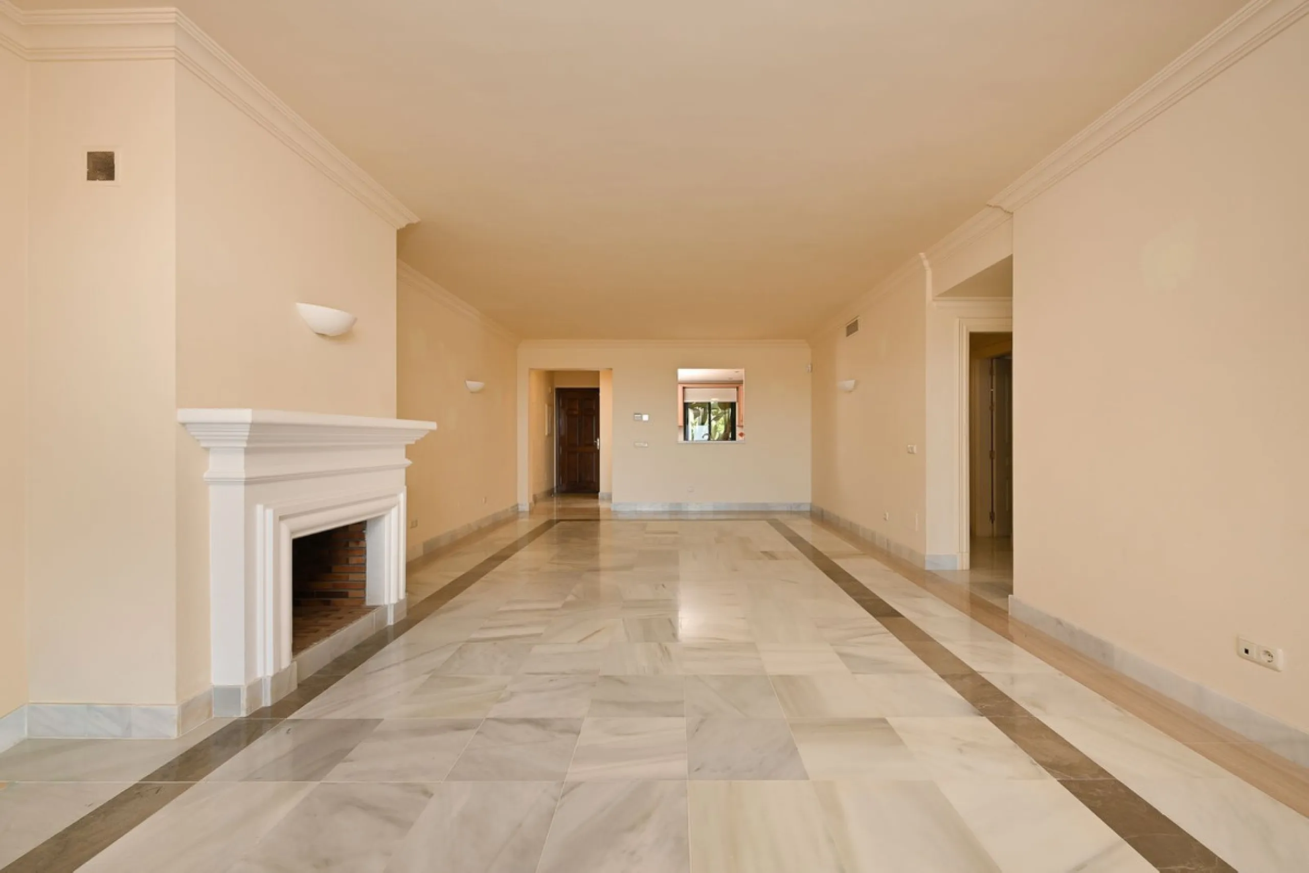 Exclusive 3 Bedroom Apartment with Panoramic Views