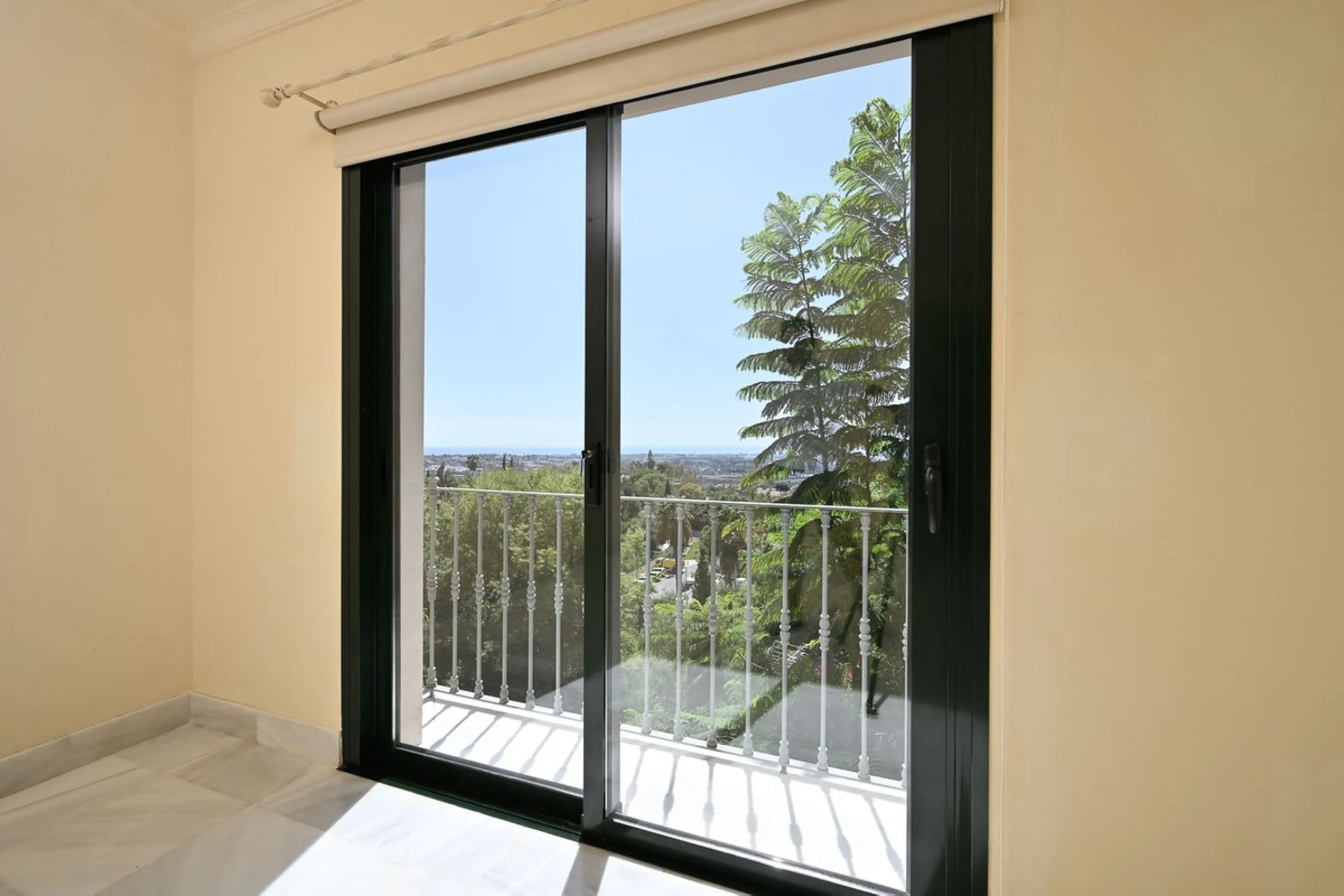 Exclusive 3 Bedroom Apartment with Panoramic Views
