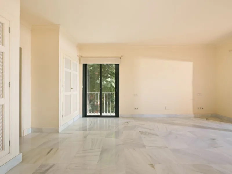 Exclusive 3 Bedroom Apartment with Panoramic Views