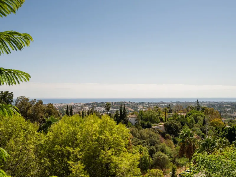 Exclusive 3 Bedroom Apartment with Panoramic Views