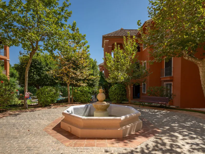 Exclusive 3 Bedroom Apartment with Panoramic Views