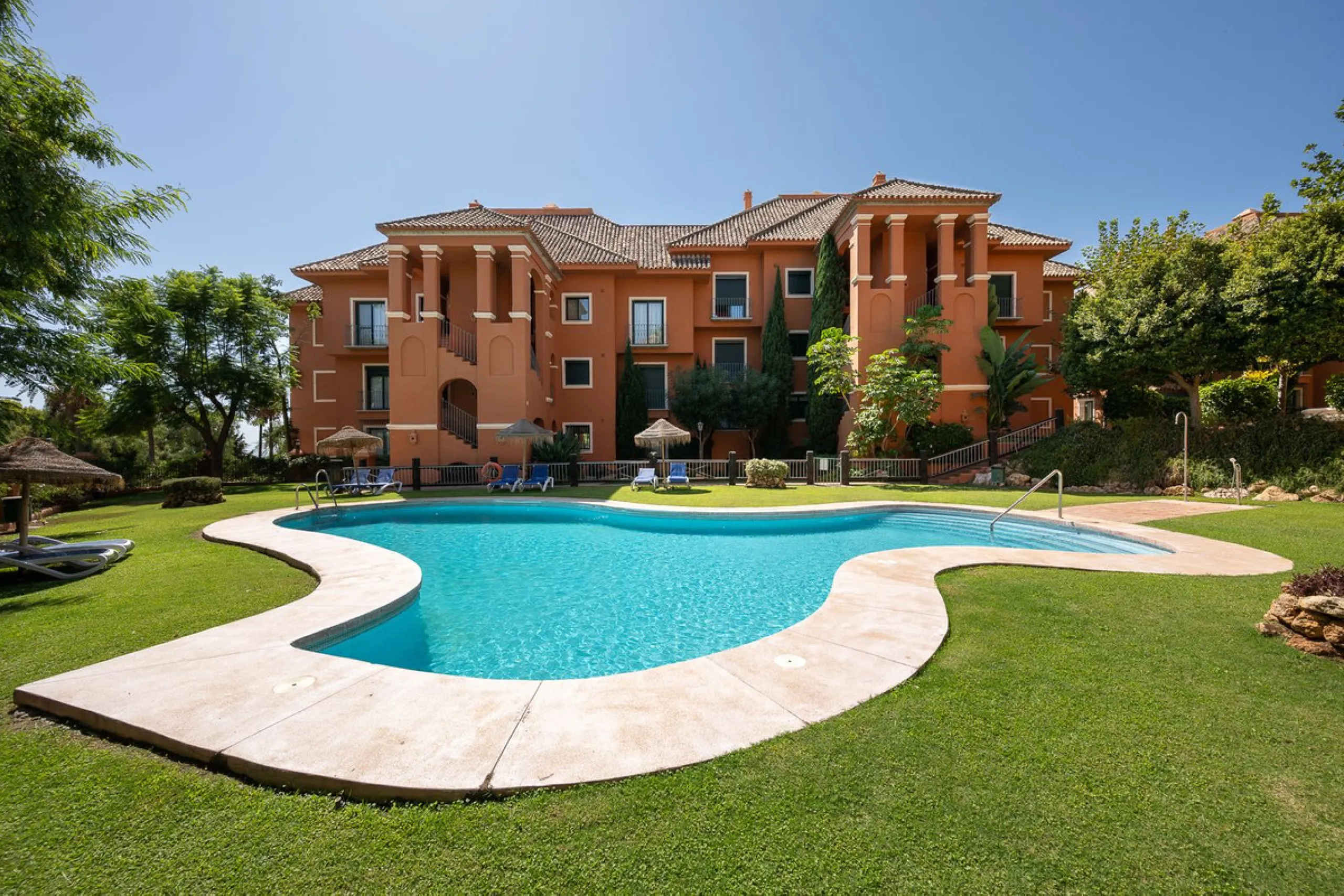 Exclusive 3 Bedroom Apartment with Panoramic Views