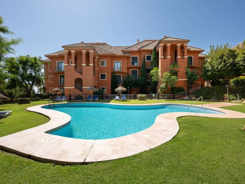Exclusive 3 Bedroom Apartment with Panoramic Views