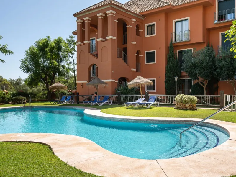 Exclusive 3 Bedroom Apartment with Panoramic Views