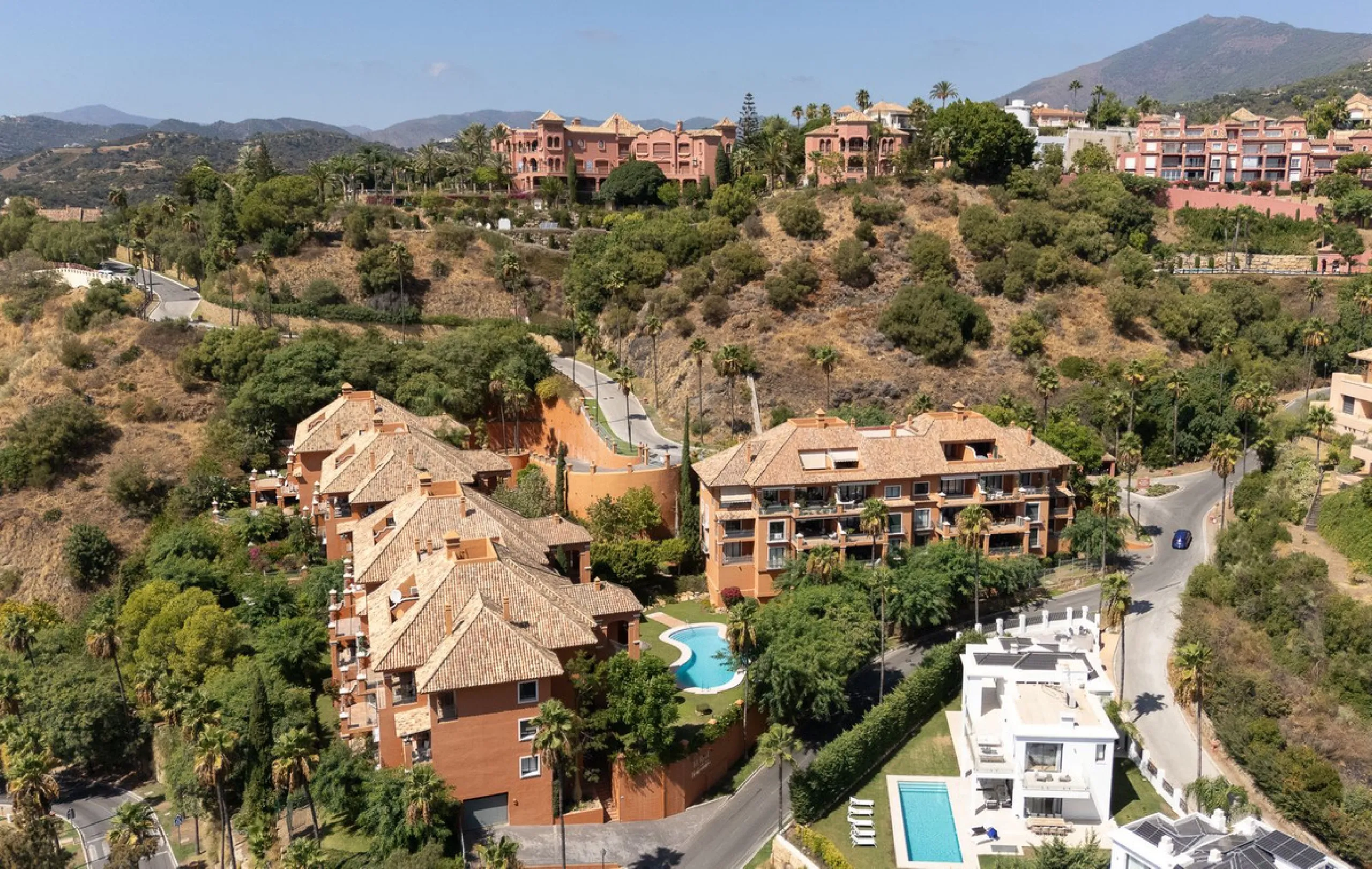 Exclusive 3 Bedroom Apartment with Panoramic Views