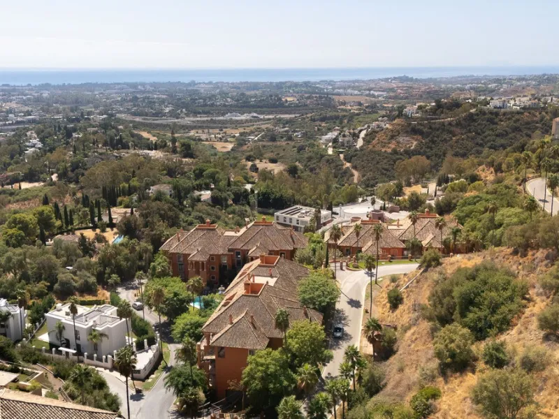 Exclusive 3 Bedroom Apartment with Panoramic Views