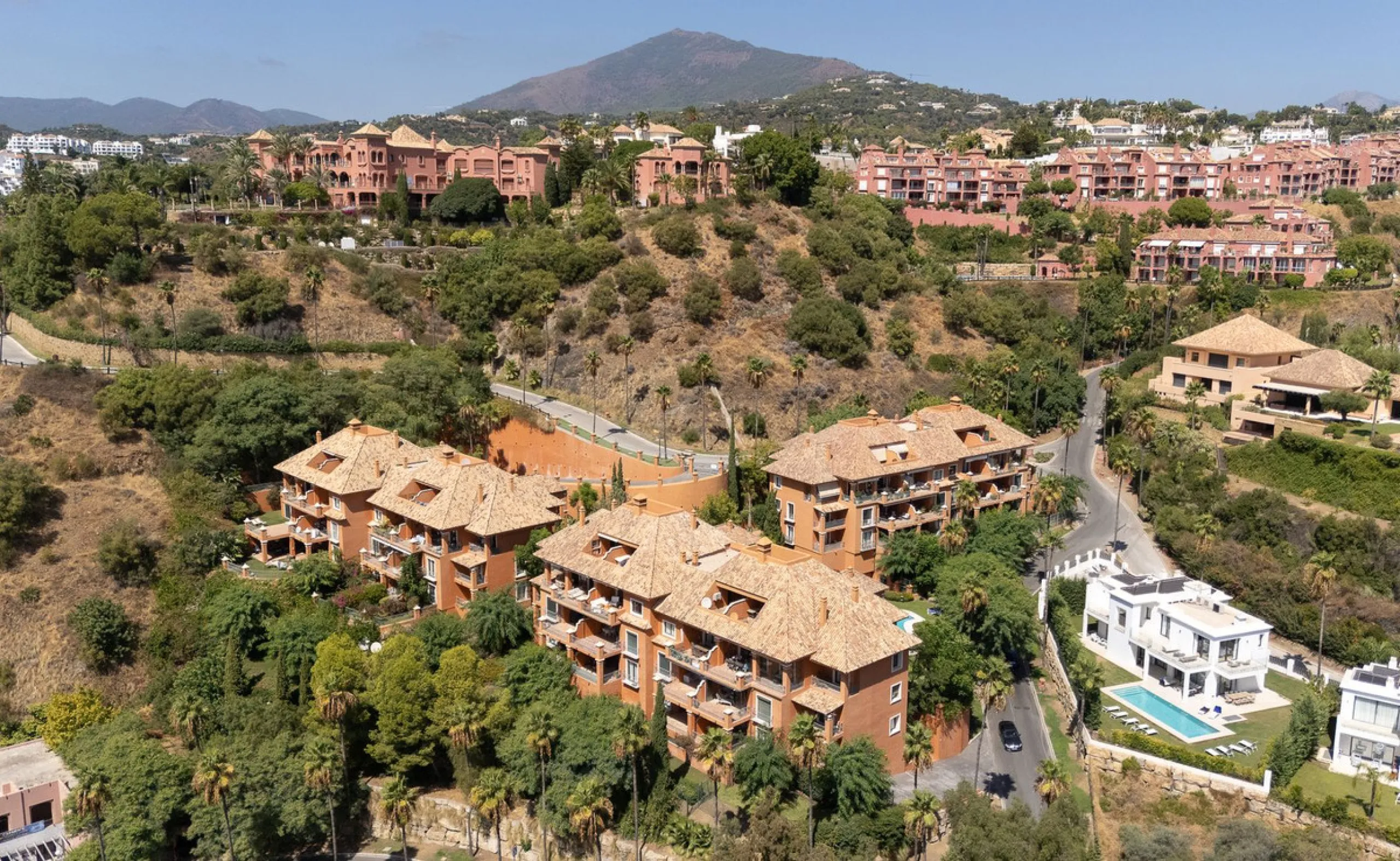 Exclusive 3 Bedroom Apartment with Panoramic Views