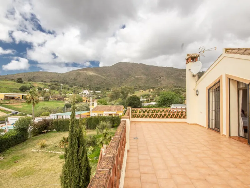 Charming Finca in Entrerríos – Space, Privacy & Andalusian Character