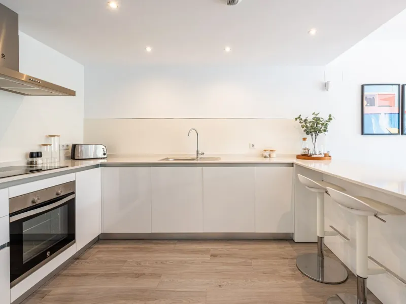 Apartment - Middle Floor Apartment в продаже в Benahavís, Málaga. В доме 2 спален и 2 ванных комнат. Площадь дома 89 м²