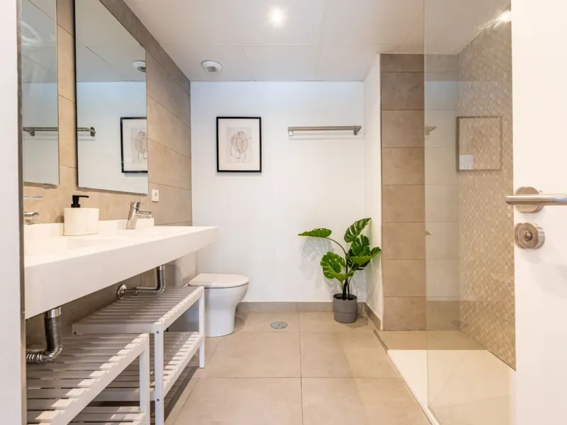 Apartment - Middle Floor Apartment в продаже в Benahavís, Málaga. В доме 2 спален и 2 ванных комнат. Площадь дома 89 м²