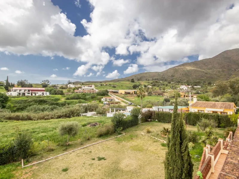 Charming Finca in Entrerríos – Space, Privacy & Andalusian Character