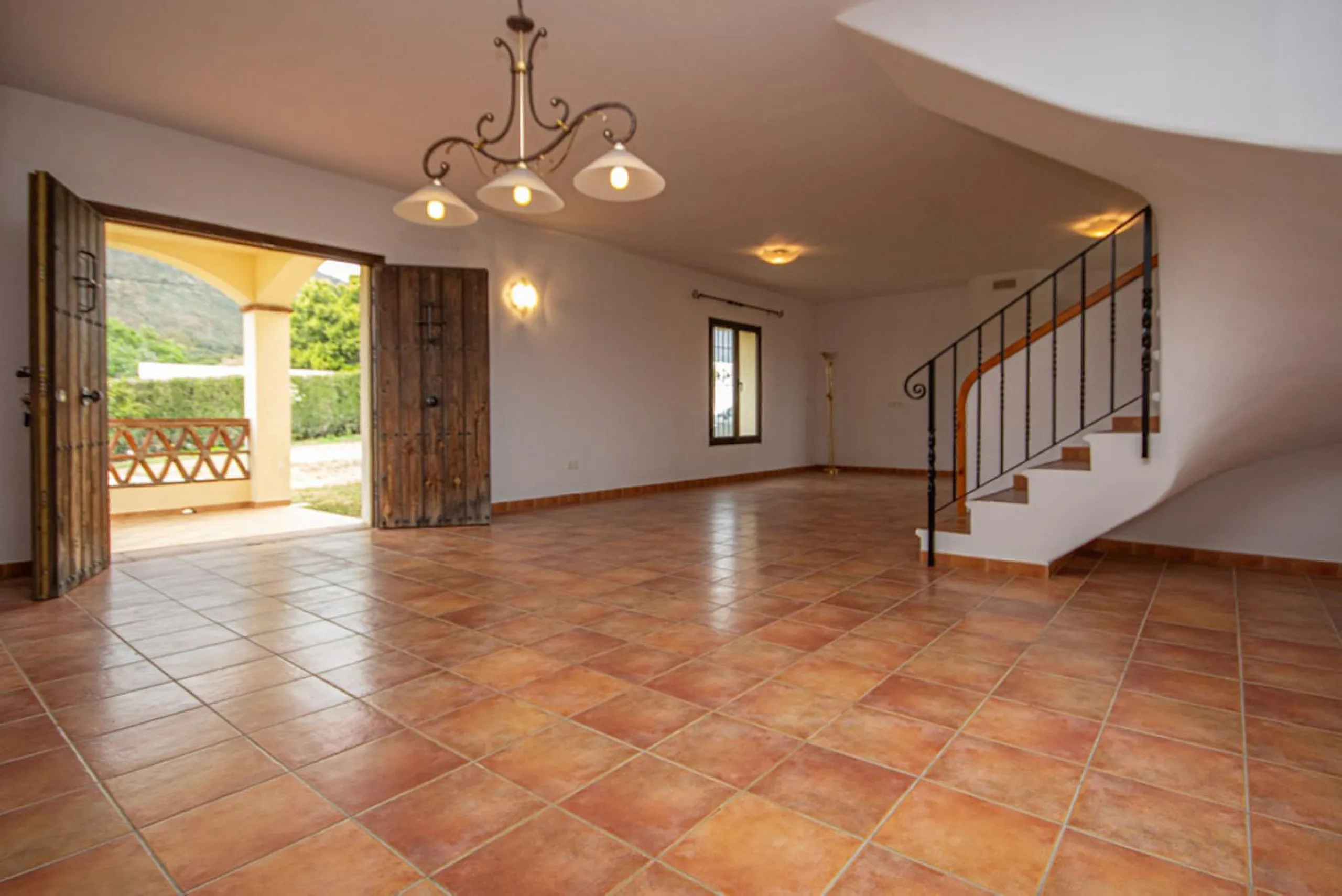 Charming Finca in Entrerríos – Space, Privacy & Andalusian Character