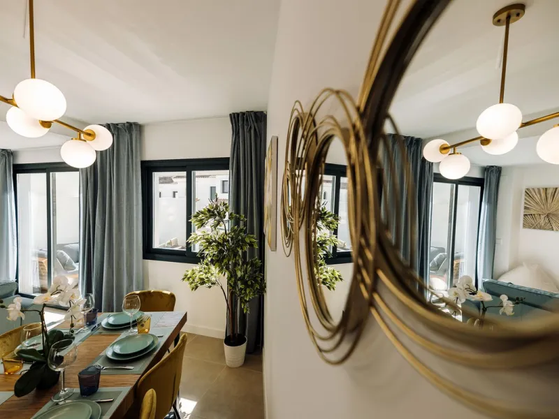 Modern Townhouse in Agra Residencial