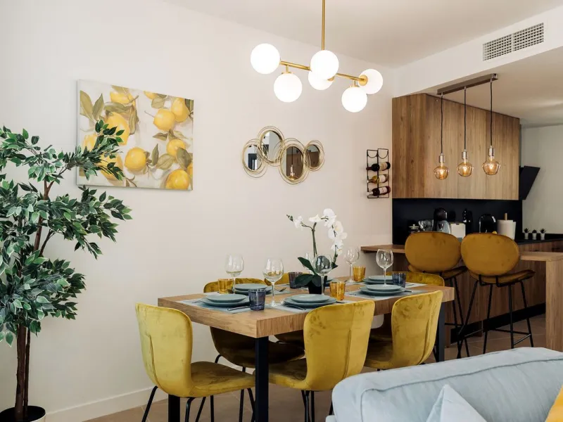 Modern Townhouse in Agra Residencial