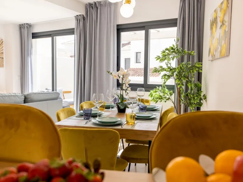 Modern Townhouse in Agra Residencial