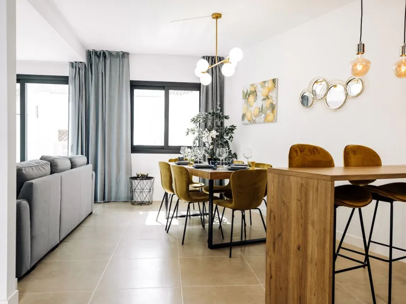 Modern Townhouse in Agra Residencial