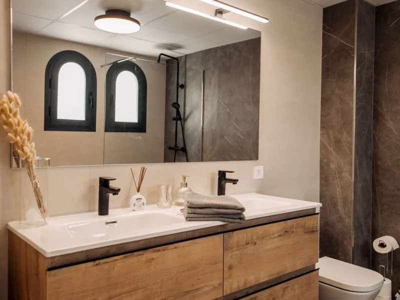 Modern Townhouse in Agra Residencial