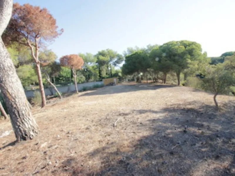 Plot - Residential Plot в продаже в Marbella, Málaga. Площадь участка 4100 м²