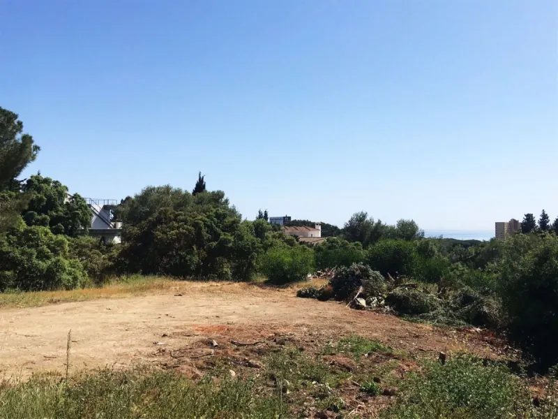 Plot - Residential Plot в продаже в Marbella, Málaga. Площадь участка 4100 м²